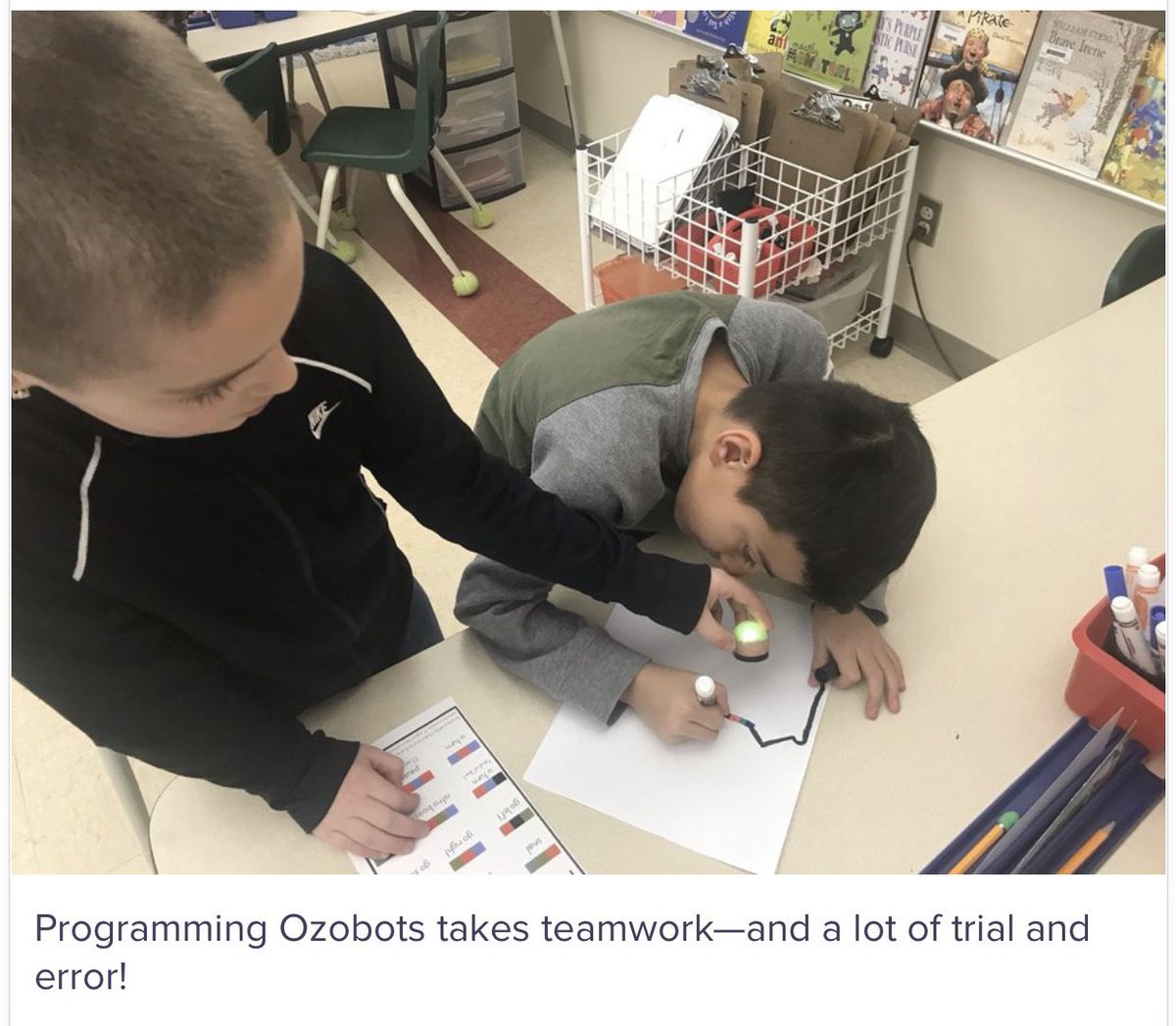 LeolaElementary's tweet image. Programming Ozobots like pros! #STEM #ozobots #beginnercoding #leolaproud