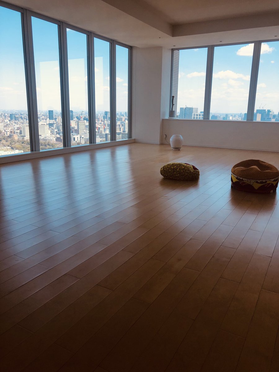 nanalnb's tweet photo. 一体数千万の船越圭さんの作品をさりげなく飾られてるクライアント。

最高のお部屋にさせ��いただきます。 https://t.co/2yHZ1vjVV9