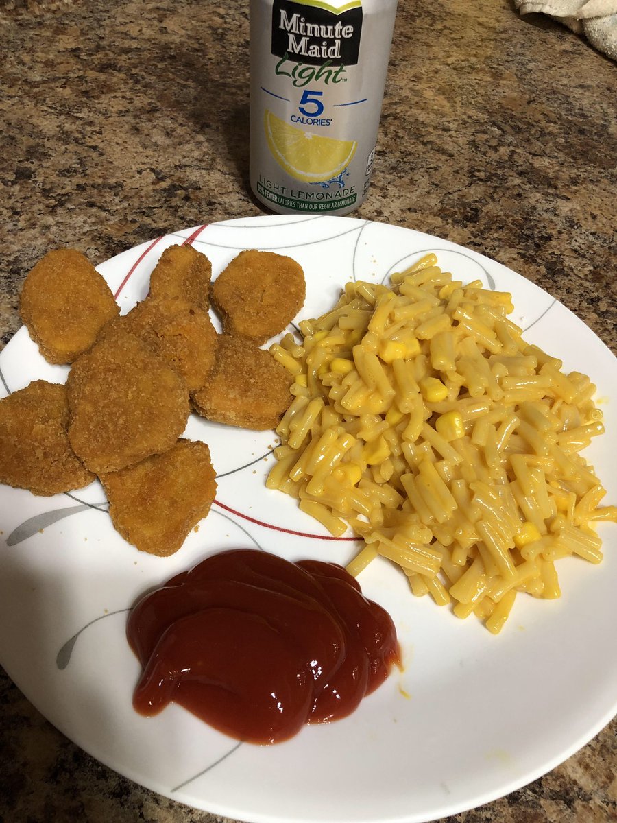 boyswhocancook's tweet photo. I miss my wife and kids https://t.co/OB3thgDDlP