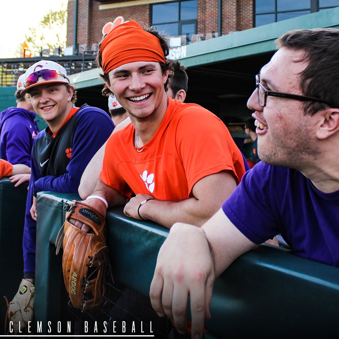 ClemsonBaseball's tweet photo. It’s the best day of the year 😁

@clemsonlife1 https://t.co/0tpoMZZAB4