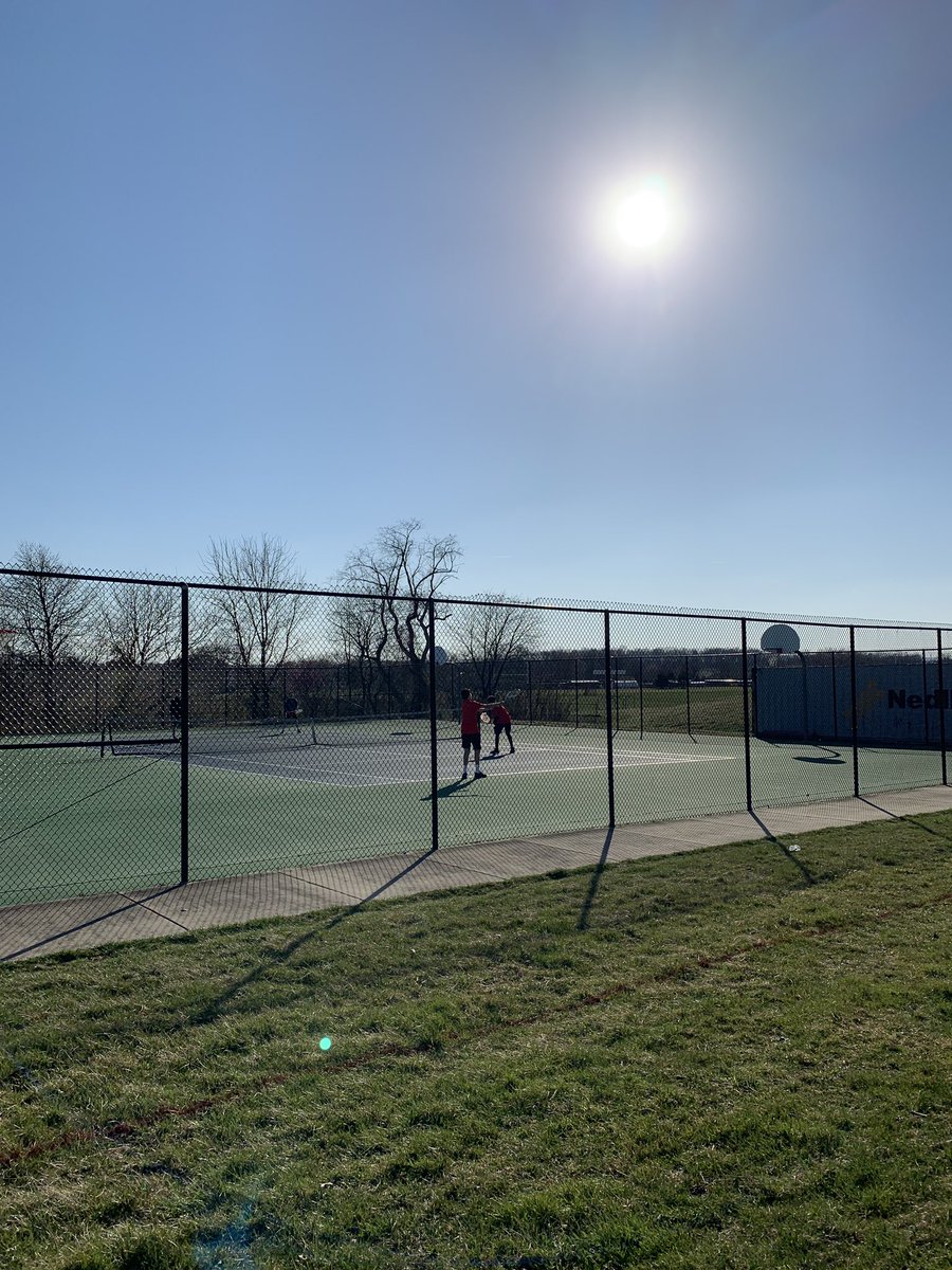 Boys- Linganore 4, TJ 1
Girls- Linganore 4, TJ 1

Congrats #2 boys singles and #1 girls singles on the wins today! The wind did not make it easy🎾💨