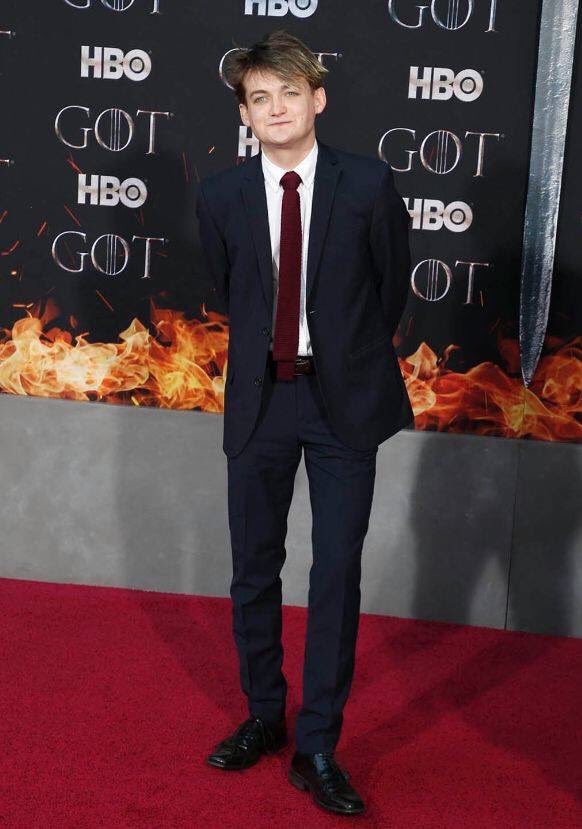 He lives!! Long Live King Joffrey. 

#JackGleeson #ForTheThrone #GameofThones