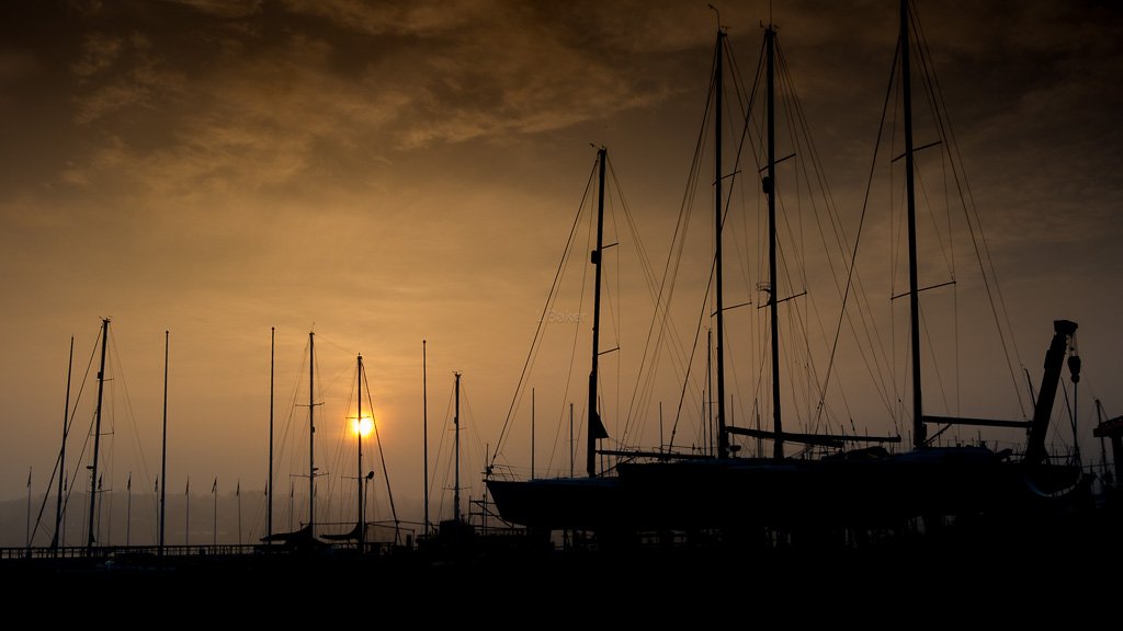 Cowes, Isle of Wight at Sunrise. #isleofwight #laurencebaker #yacht #cowes