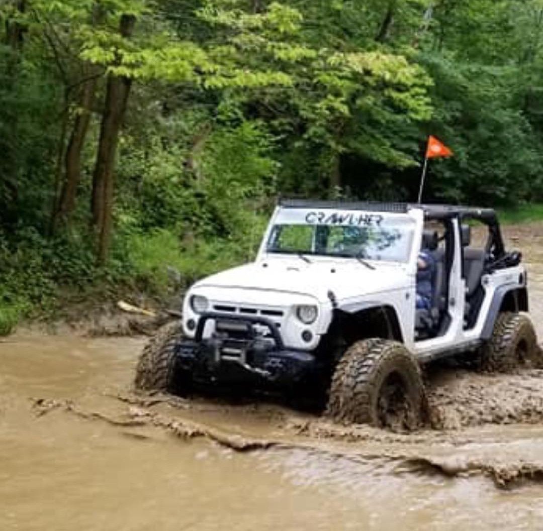 JustAddMud's tweet photo. So I want to see the after picture from this trip! 😁@diamondjeepgrl 📸
#justaddmudoffroad #jeepwranglerlife #jeeperapproved #jeepfriends #dooorless #doorsoff #offroadinggoals #jeepmirror https://t.co/nlvczws6Y2