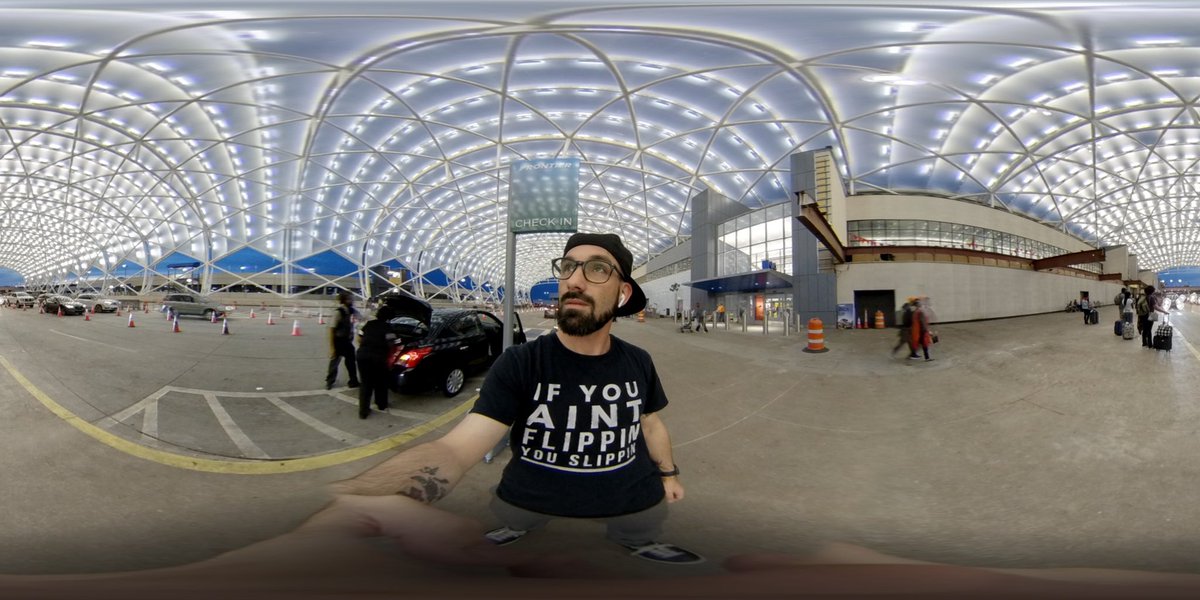 ReezyResells's tweet photo. Just landed, headed to the Telly #ATL @insta360 #lifeallin https://t.co/Vw68hiI780