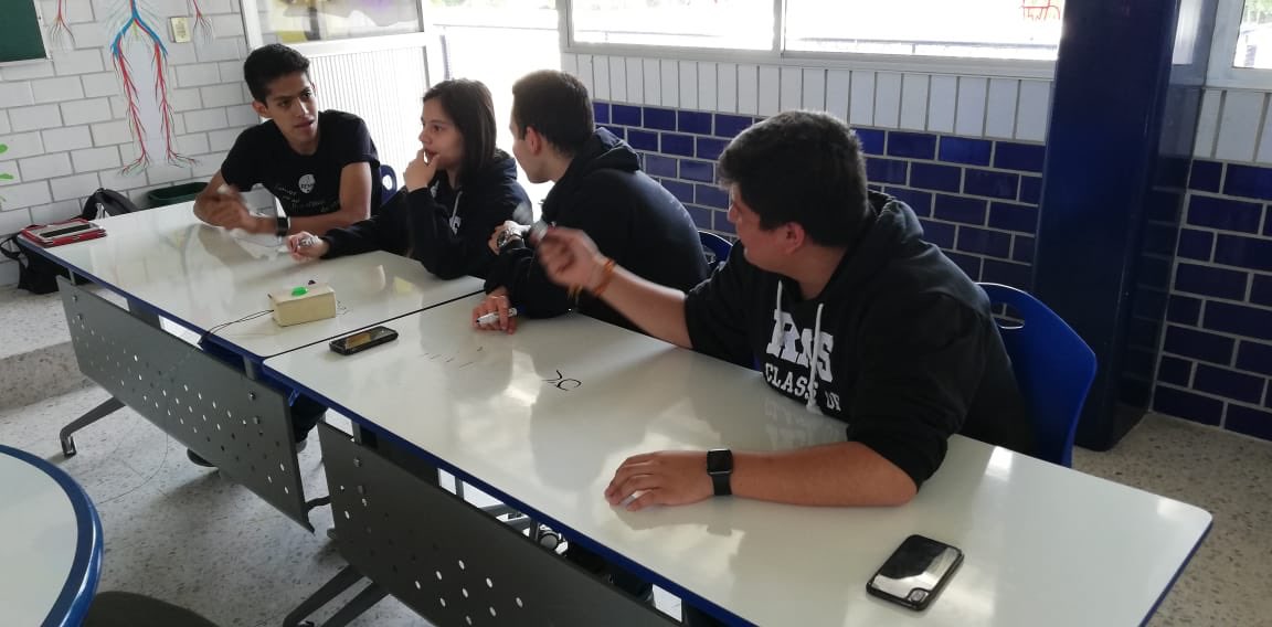 ReimsOficial's tweet photo. ReimsMateando #Reimsbachillerato #AlumnosReims #ProfeReims https://t.co/qTF5qnxd9Q
