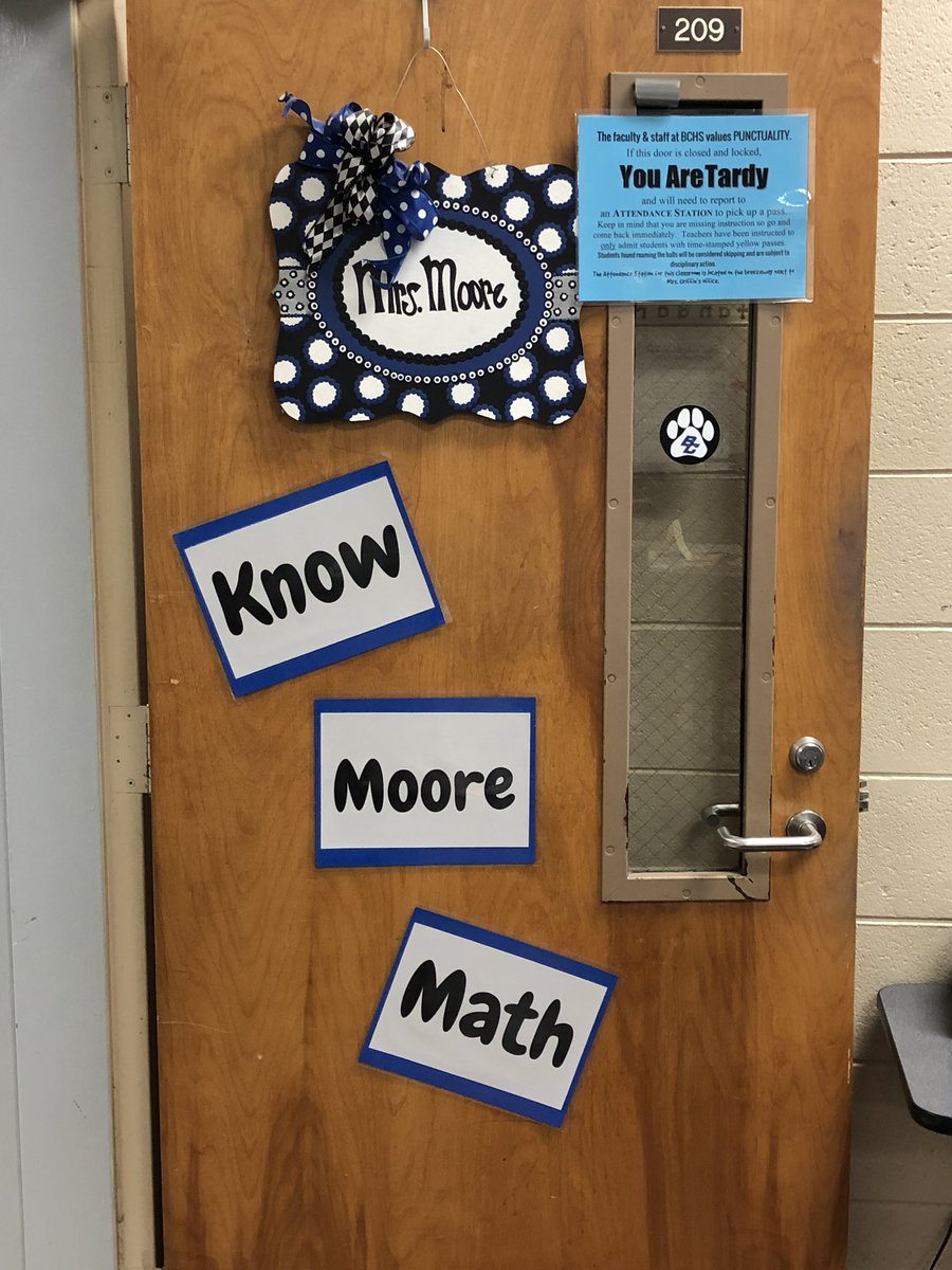 LyndaMoore209's tweet photo. So here is a look at my classroom, I have high top tables in my room, and I love them, my students love them, and sometimes we pretend is it like an Internet cafe’ #knowmooremath #googleeducator #year29teaching https://t.co/WaYhqHuy47
