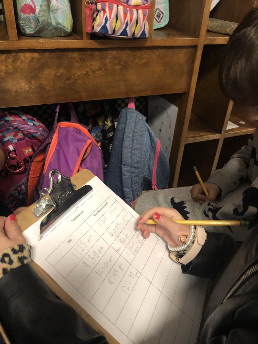 Second grade went on a scavenger hunt for clocks around the school today. <a href="/WCPSinterns/">WCPS StudentTeaching</a> #WCPSIDEA #fsu_19