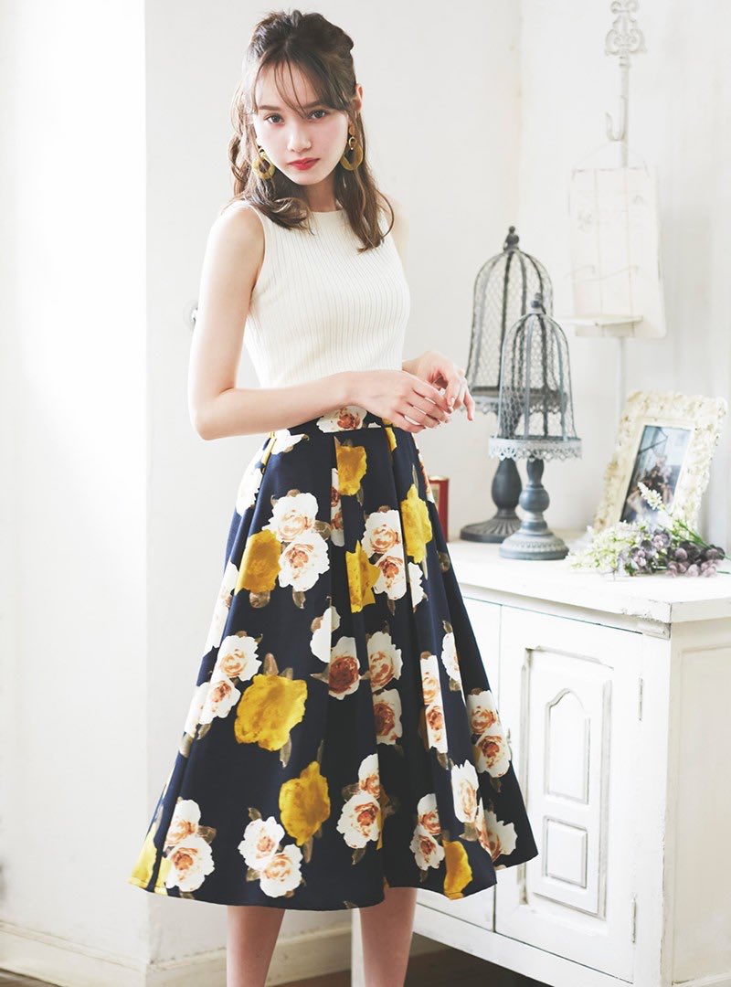 ヴィンテージ復刻 新品タグ付Blugirl Blumarine◇花柄フレアスカート
