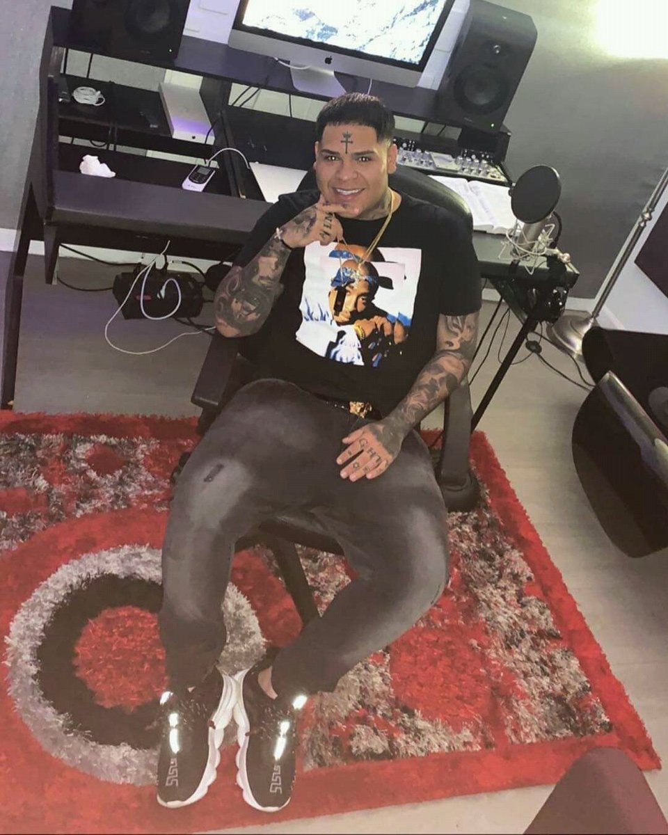 almightytgcc's tweet photo. #dondeestan 👁 https://t.co/O6oXBnWOn9