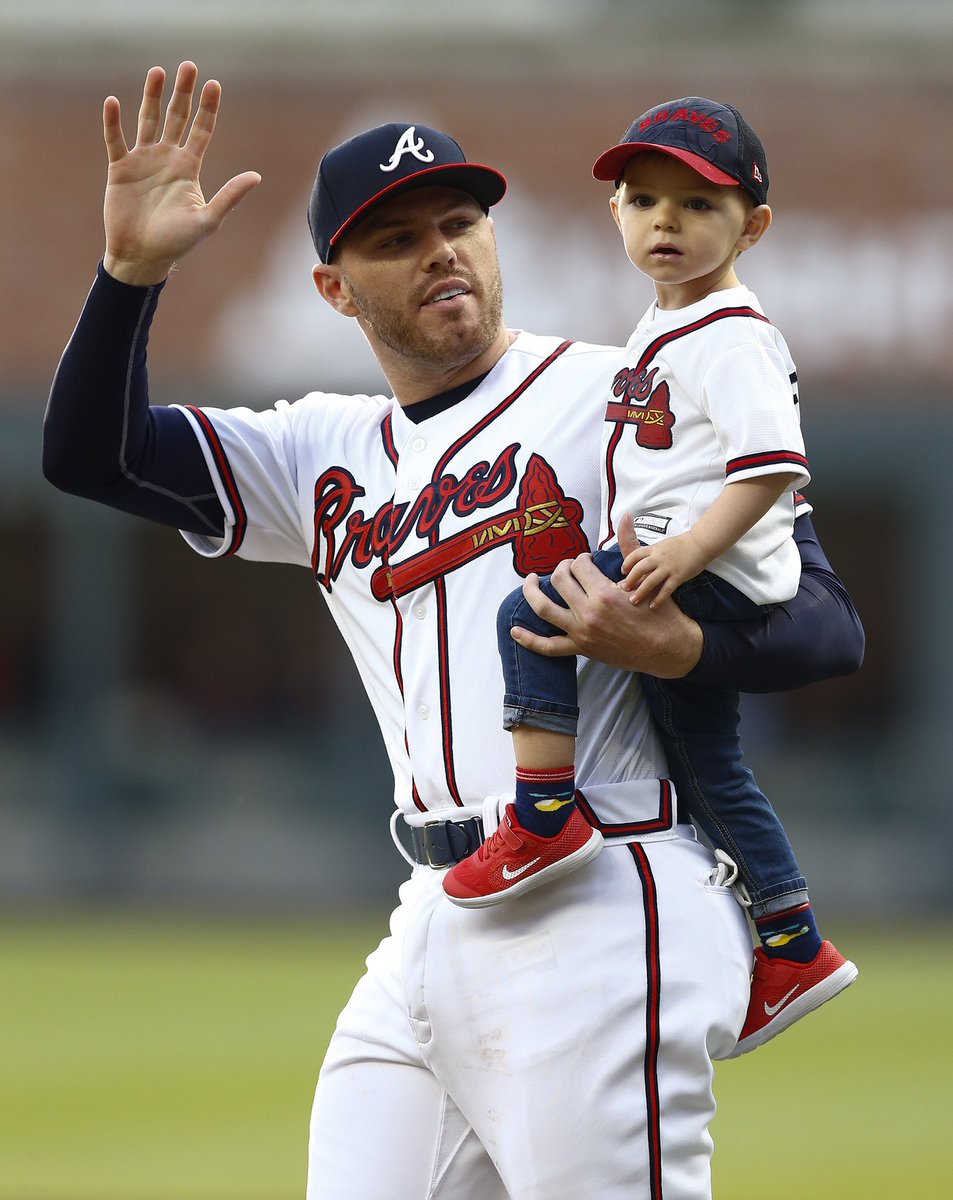 Braves's tweet photo. πΆ He said Dad, this could be the best day of my life πΆ https://t.co/0IeCEBUuzT