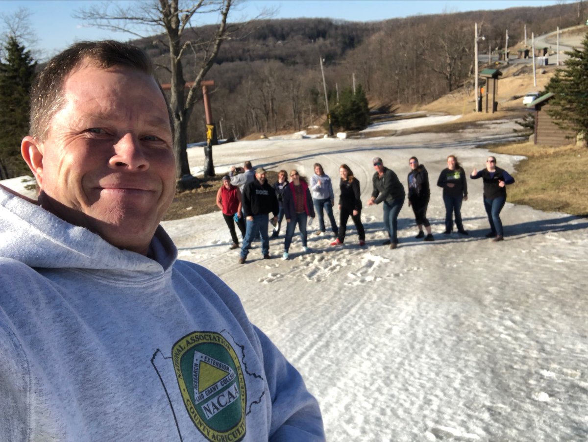 jcwcelb's tweet photo. What a fun team on our ag agents hike at #psextcon. Just don’t turn your back on them. https://t.co/WFmgyqHsSh