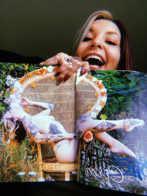 Hi it&rsquo;s me in @Inkedmag shot by @PowderPuffPinup and I&rsquo;m beyond over joyed 😭🥰 https://t.co/PMOEYSK7C<a class="tags" href="/tag/inkedmag">@inkedmag</a><a class="tags" target="_blank" title="On Twitter" href="/?out=eyJ0eXAiOiJKV1QiLCJhbGciOiJIUzUxMiJ9.eyJpYXQiOjE3MjE2NTk5ODgsImlzcyI6InR3cG9ybnN0YXJzLmNvbSIsIm5iZiI6MTcyMTY1OTk4OCwiZXhwIjoxNzUzMTk1OTg4LCJyZWRpcmVjdF91cmwiOiJodHRwczovL3R3aXR0ZXIuY29tL1Bvd2RlclB1ZmZQaW51cCJ9.P_ujFeIg8u2dR9EO2hcYlmDz7qNLaMFWVSSulaeZL2_i4BmY1wdCZKaz4ikLRFYN_lTyPLWWXbWICeL_FIK8XQ">@PowderPuffPinup</a><a href="/tag/clowngirl"class="tags"><span>#clowngirl</span></a>