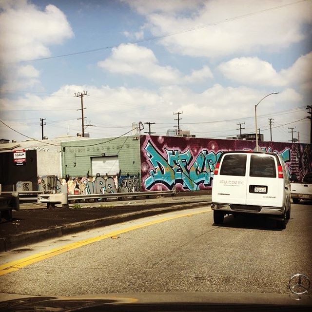 nicktaocreative's tweet photo. That Los Angeles Street art. #losangeles #graffiti #graphart #graphittidesigns https://t.co/M8tSdIzxNL https://t.co/we6Zdgv5zf
