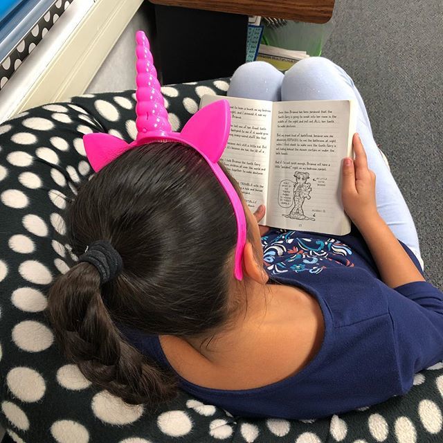 denisebese's tweet photo. Even unicorns can find a comfy place to read in my classroom! 🦄 #letthemread #ruos #reading https://t.co/oadA1RN1DM https://t.co/UcGl4I4qYe