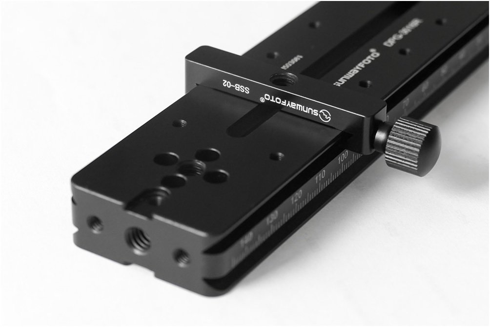 Sunwayfoto2's tweet image. The new #Sunwayfoto SSB-02 via its 1/4"-20 mounting hole, may take on multiple roles. Act as an index stop bar or as a mini clamp supporting other lightweight accessories. 
RRP: US$ 9.90
More info: bit.ly/SW_SSB-02
#sunwayfotossb02 #stopbar #miniclamp