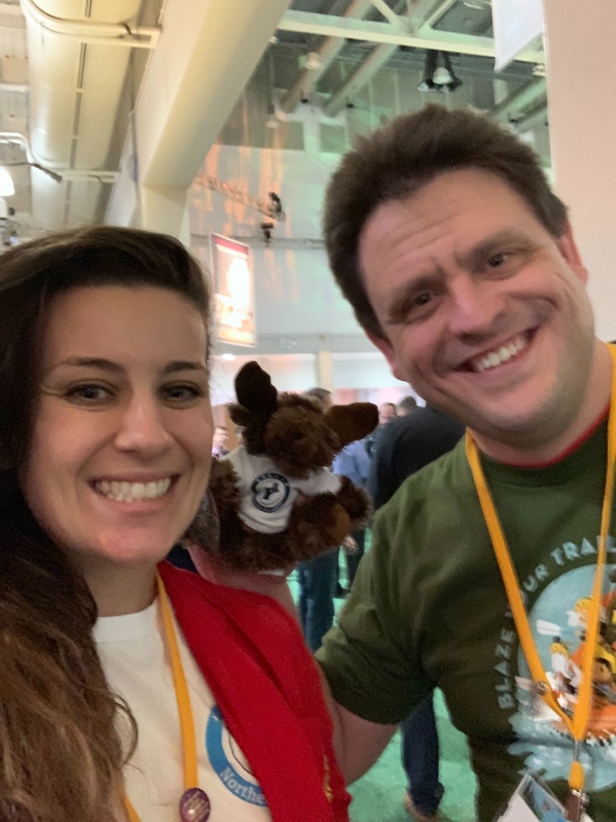 NEDreamin's tweet photo. @BostonMAWiT co-leader @MeganPietruszka with @SFDCbnug co-leader @redsoxdad at the #SalesforceTour in #Boston #wheresned https://t.co/WuipHzJHN0