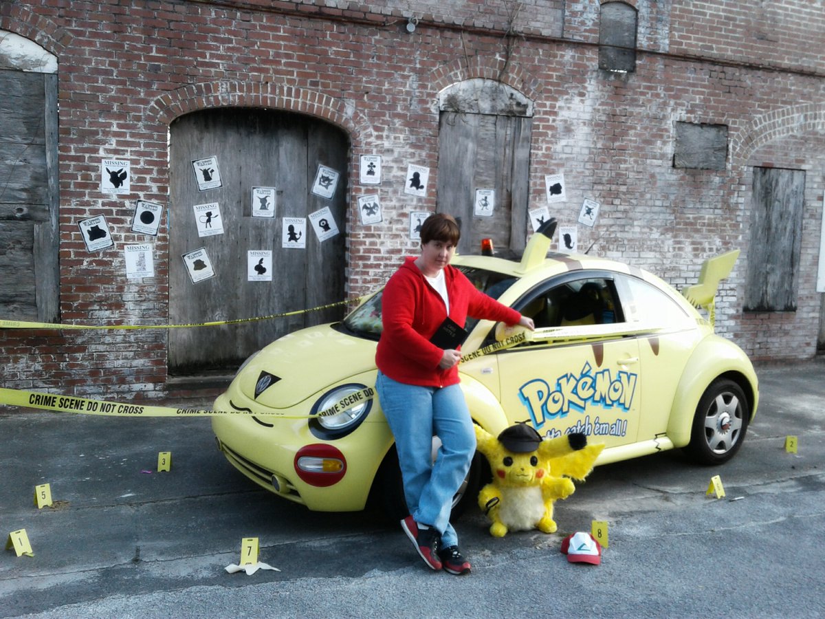PikaBelleChu25's tweet photo. Tim Goodman and Detective Pikachu always on the case.
#Pokemon #pikabellechu #pikachu #DetectivePikachu #RyanReynolds #JusticeSmith #PikaBug #pikapika #pikacrew #pikateam #Legendaryfilms #vancityreynolds #warnerbrothers #cosplay #display https://t.co/AjcipJwTWD