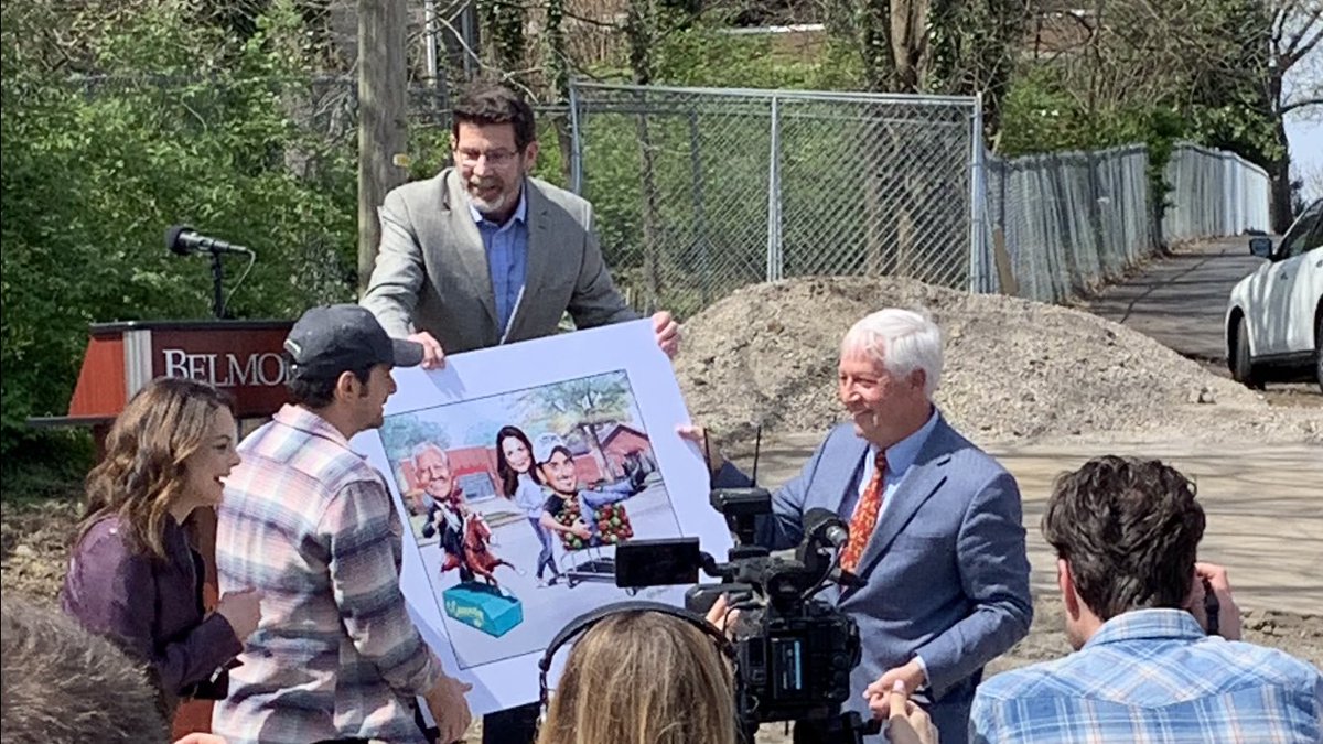 So thankful for <a href="/BradPaisley/">Brad Paisley</a> <a href="/Kimwilliamspais/">Kim Williams-Paisley</a> <a href="/BelmontUniv/">Belmont University</a> for a great partnership at <a href="/TheStoreNash/">TheStoreNashville</a> . Can’t wait to get this building open and start serving the Nashville Community!