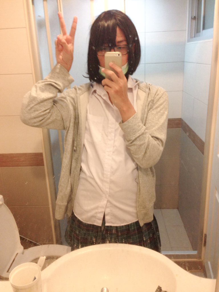 † 鈴谷 ⸸ BEAR † tweet media