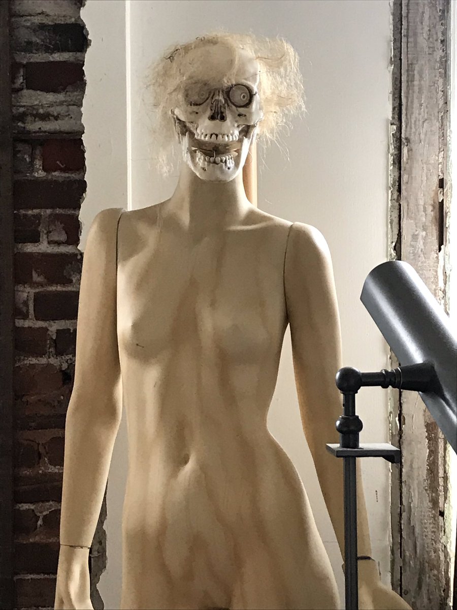 Rad Brad, Middle-Aged Paladin of Crumbling Keep tweet media