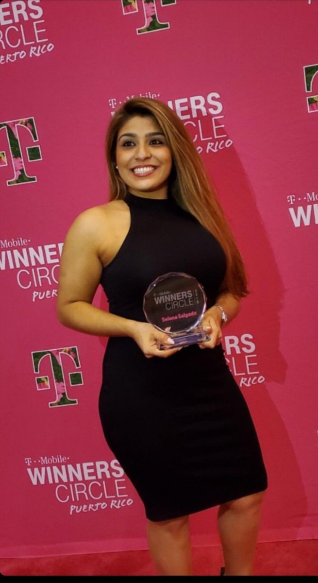 SelenaMSalgado's tweet photo. Beyond blessed to have had this experience, and work for an amazing company! #WC19 #firstbutnotlast #watchoutforthatrepeat #AREYOUWITHUS #anothaone #youwishyouworkedforTmobile https://t.co/4FJpVtHDsT