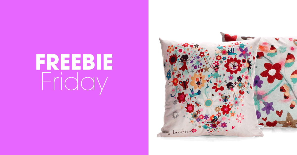 homestylemaguk's tweet photo. #FreebieFriday #win this pair of 'Paradise' cushions, worth over £100! For your chance to #win, simply RT &amp; follow @homestylemaguk and @jacquijdesigns - good luck! You can find out more here: https://t.co/951tWLNQKv https://t.co/6d9EBnh6cs