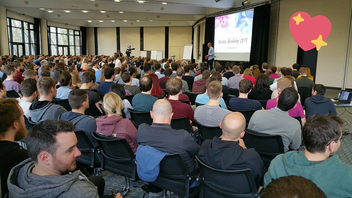 Es geht wieder los! Ich freue mich riesig, wieder dabei sein zu können. Unser jährlicher Workshop  #leadbyculture <a href="/iteratec/">iteratec</a>. Klaus Eberhardt eröffnet die vom Austausch geprägte Veranstaltung. Gestern haben sich schon die Communities getroffen wie u.a. #DevOps.