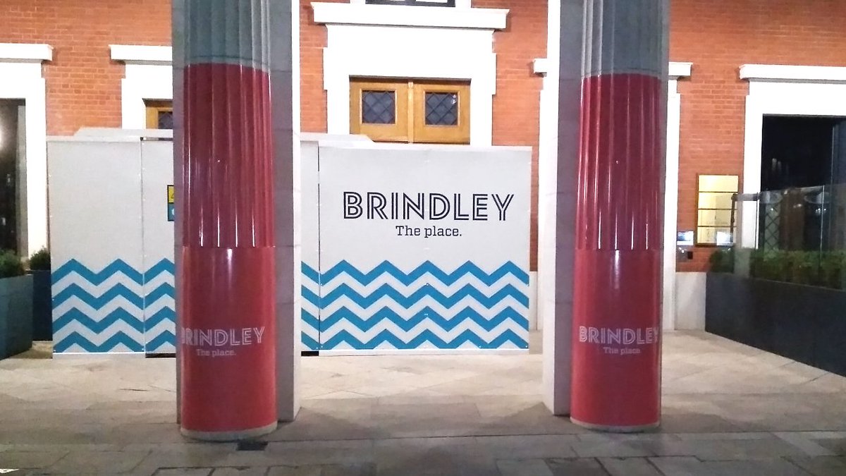 Printdot's tweet image. On Tuesday evening we were fitting in Birmingham - heat applying brick vinyl to an archway and pillars as Brindley Place officially revealed its bold new look yesterday!

There has been a lot of media coverage as this landmark has been renamed "Brindley, the place" #brindleyplace