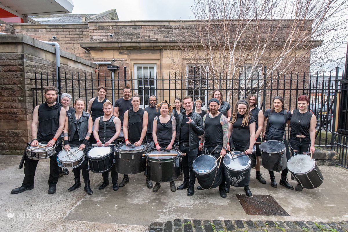 harbsdrumcrew's tweet photo. Ace shots from our gig at the #scottishtattooconvention last weekend - thanks @PicturesInBlood #drums #drummers #drumlife #drumcore #harbingersdrumcrew #drumcrew #industrial #metal #drumnbass #breakbeats #blastbeats #edinburghdrumcore #tattoo #tattooart #tattooartists #edinburgh https://t.co/yfXMP8daEX