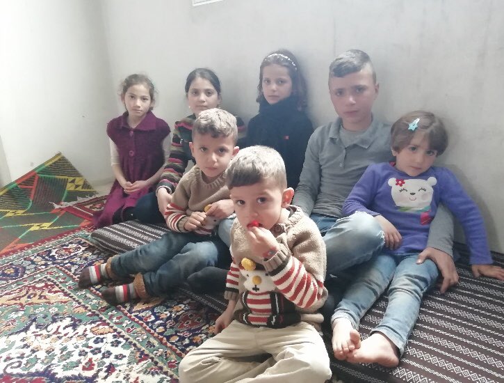 as__academy's tweet photo. Wir machen weiter! Zum zweiten Jahrestag des barbarischen Giftgasangriffs auf die Bevölkerung von Chan Scheichun veröffentlichen wir zwei neue Folgen von @AlyomPodcast. Weil wir #syrienskinder nicht vergessen haben. https://t.co/pplpy8Blv5 https://t.co/pzapaQqKx1
