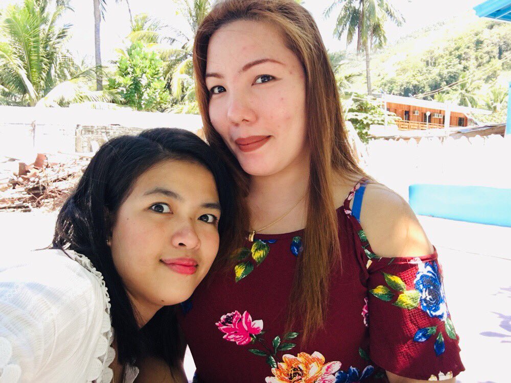 IndayAnghelita's tweet photo. See you next year ate Joy. Thank you advices and laag og kaon og inom😂 i will miss you. Wavyou yots.💋😍 Shalla usab.
#ateJoy https://t.co/L2cIfluqWz