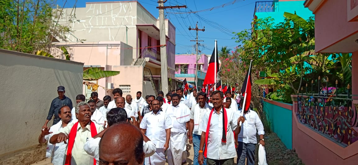 charlesnkumar's tweet photo. திருவண்ணாமலை பாராளுமன்ற தொகுதிக்குட்பட்ட திருப்பத்தூர் நகர திமுகழக ஆற்றல் மிக்க செயலாளர் அண்ணன் #S_R அவர்கள் தலைமையில் வெற்றி வேட்பாளர் அண்ணன் #CN_அண்ணாதுரை அவர்களுக்கு #உதயசூரியன் சின்னத்தில் 2,3,4  ஆகிய வார்டுகளில் நகர மாவட்ட நிர்வாகிகள்  கழக உடன்பிறப்புகள் வாக்கு சேகரிப்பில்.. https://t.co/XXDPVu2mIO
