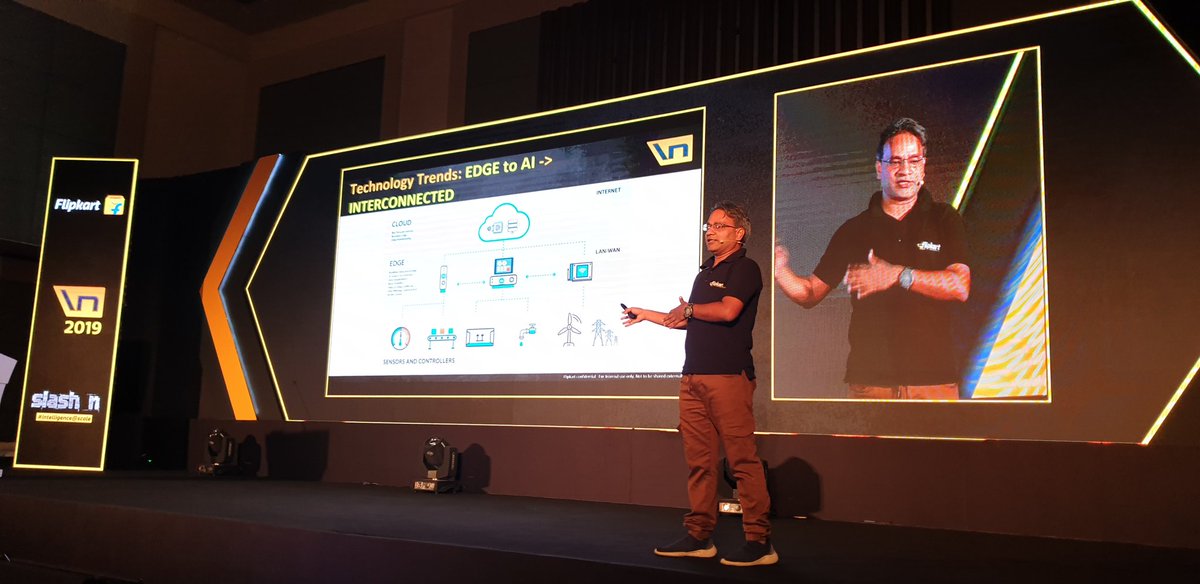 ANUJRCF's tweet photo. #slashn19 #edgetoAI opening note @eutkarsh https://t.co/rOseLFIkEG