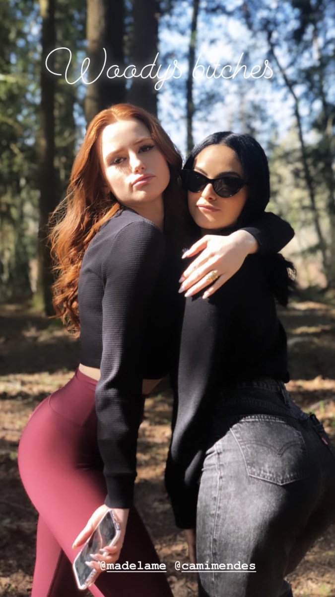 PetchBlossom's tweet photo. B e a u t i f u l #riverdale https://t.co/rZB5NUgsPi