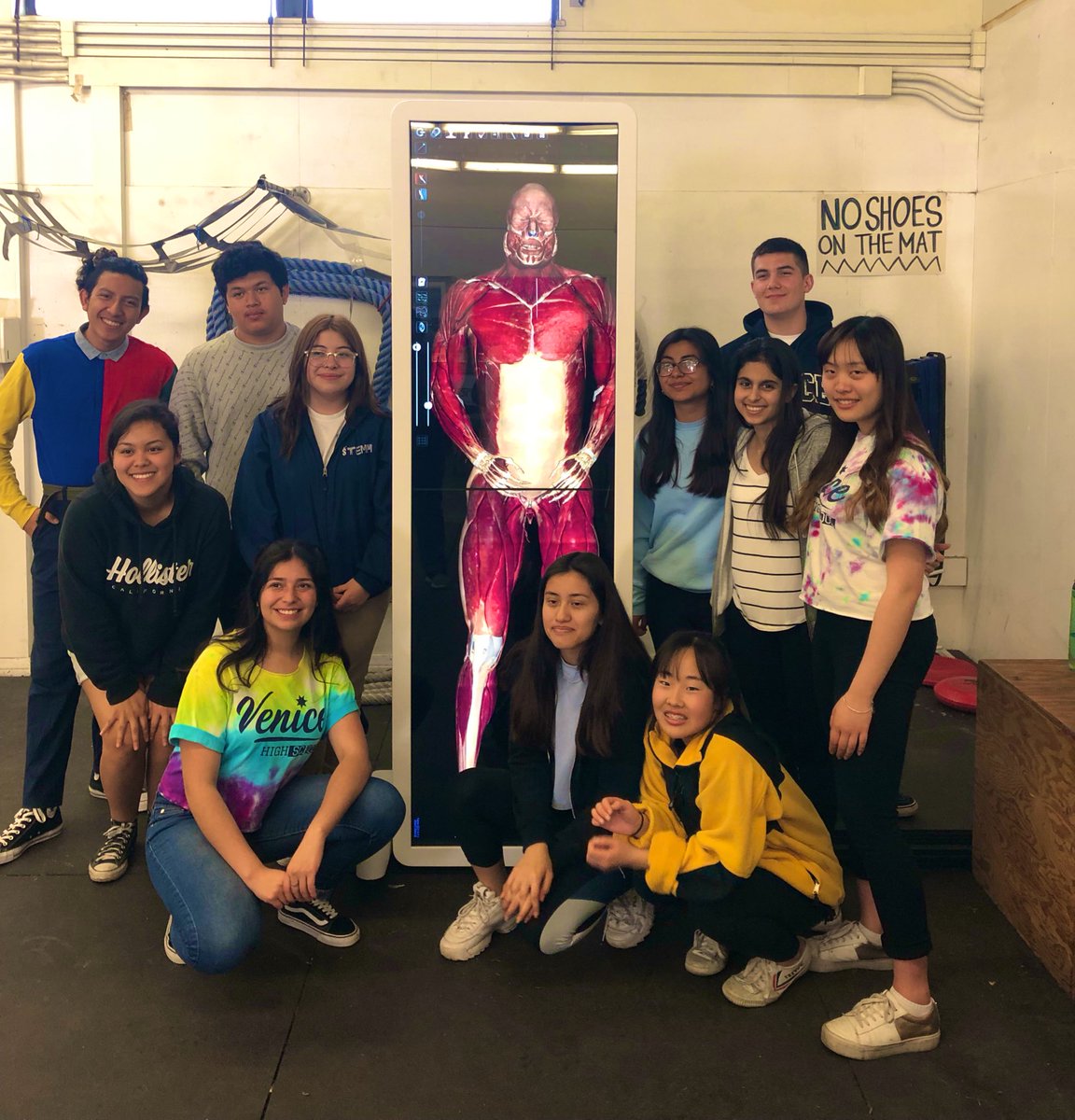 AnatomageTable's tweet image. @venicesportsmed #learning #anatomy on the #Anatomagetable