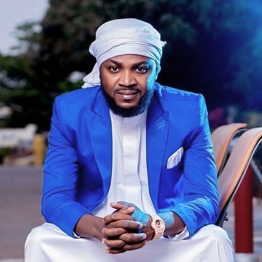 Capt_kwarangwal's tweet photo. The most Popular hausa Man #AdamZango 😀😁😂 https://t.co/JaaTQ7QJoU