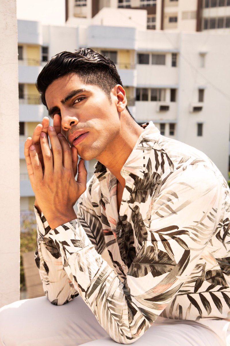 danypenaoficial's tweet photo. Let your talent shine around the world‼️Photografer: @taraloumc 
Agency: Skymodelagency - Cbsmodels 
Bangalore - India 📍

#model #peruvianmodel #modellife #modellifestyle #modelling  #peru #peruvian #male #malemodel  #cbsmodels #cbsinternational #skymodelagency #mrdanyperu https://t.co/V5Vuu5PfzU