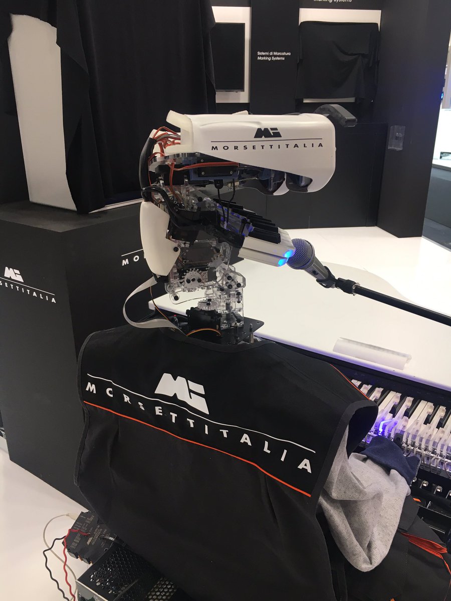 Morsettisocial's tweet photo. Day 4 at #HM19 and we’re ready to go showing the range of new terminal blocks! Always with TEO and his look of the day :) #Connectivity #Innovation #digitaltrasformation #BrandItalia  #HM19 #HMITA @hannoverfairsIT @FilippoCod @ASSAFRICA @TeoTronico https://t.co/s86evuvRJf