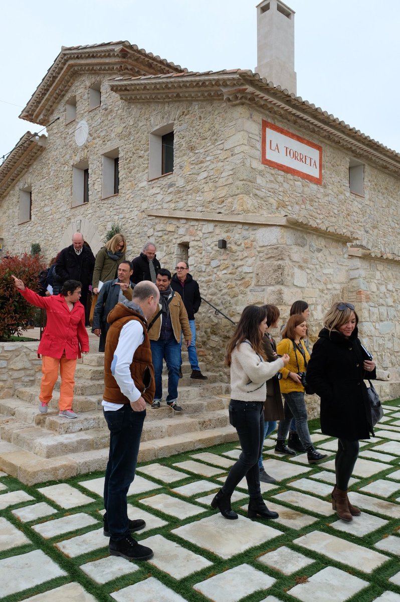 cotavins's tweet photo. Moltes gràcies a tots els que ahir ens vàreu acompanyar a la roda de premsa de la primera edició del COTA, el festival de vins d’altura de #mediona! Amb moltes ganes que arribi el 20 d’abril! #cotavins #cotafest #cota #vinsdaltura https://t.co/4n6qRnlqAY