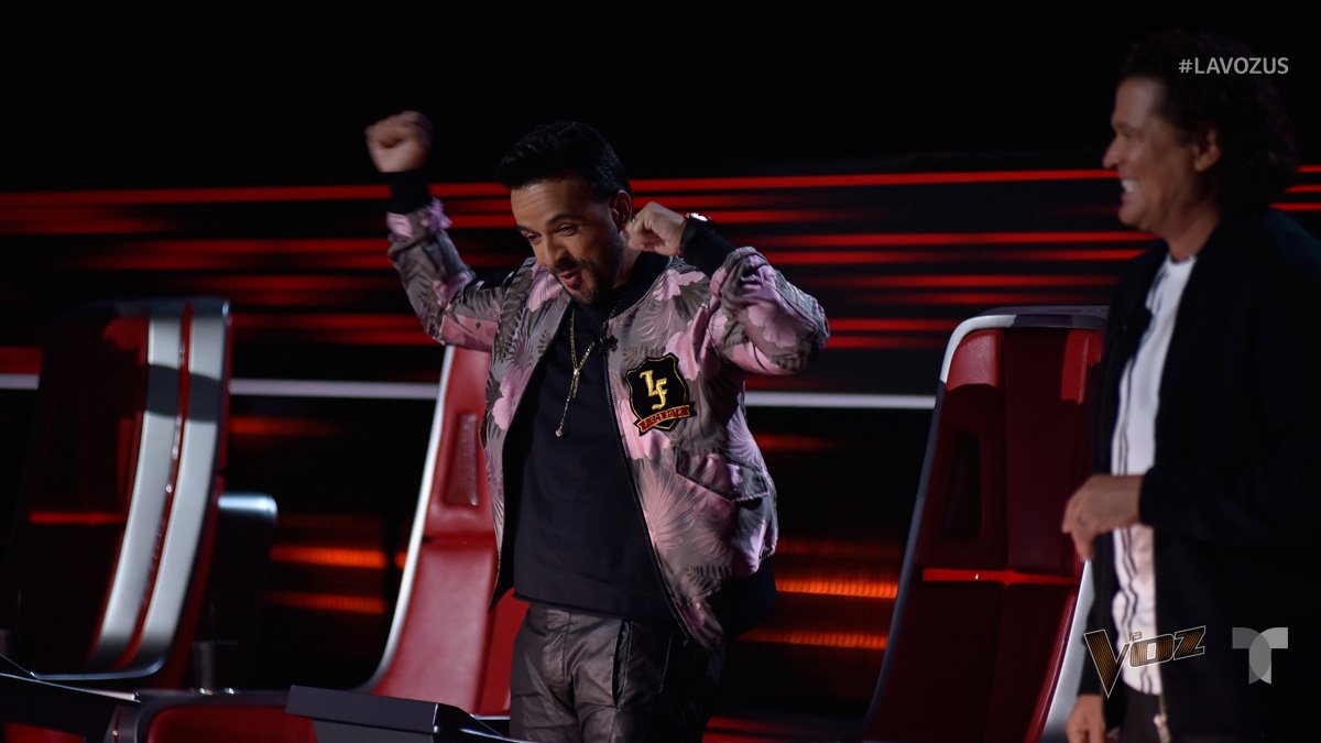 LaVozUS's tweet photo. Recuerda que puedes revivir todos los episodios de #LaVozUS en cualquier moemnto. Sólo necesitas ingresar a https://t.co/uxbG13cD0J 🎤🔥🤘 https://t.co/W6bhdHX7cf