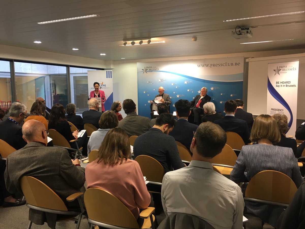 PressClubBXLEU's tweet photo. Geneviève Pons of ⁦@DelorsInstitute⁩ introduces ⁦@PascalLamyEU⁩ &amp; ⁦@PierreVimont⁩ on US - EU sactions debate &amp; paper presentation https://t.co/tA7yiKn4QS