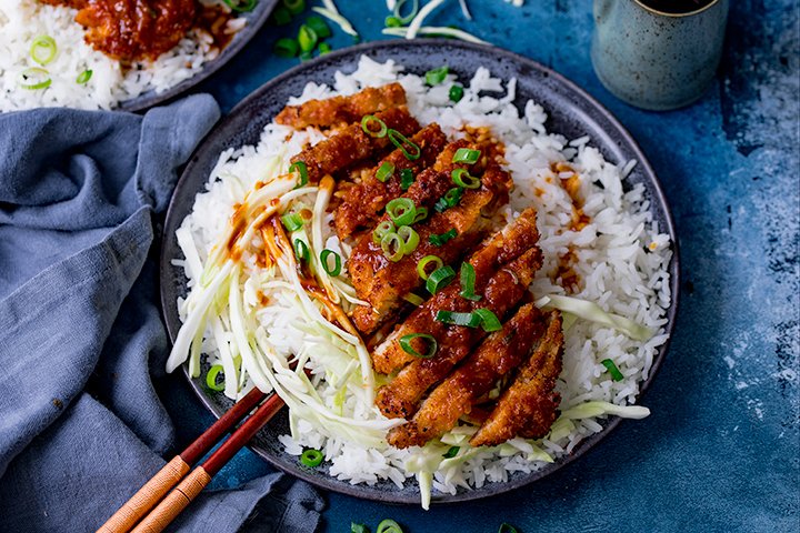 RT @KitchenSanc2ary

This is my version of Japanese Tonkatsu Curry. Crispy panko-coated pork with a delicious sweet and tangy sauce, ready in under 30 minutes. kitchensanctuary.com/katsu-curry/  #tonkatsu #pork #quickdinner #Asian