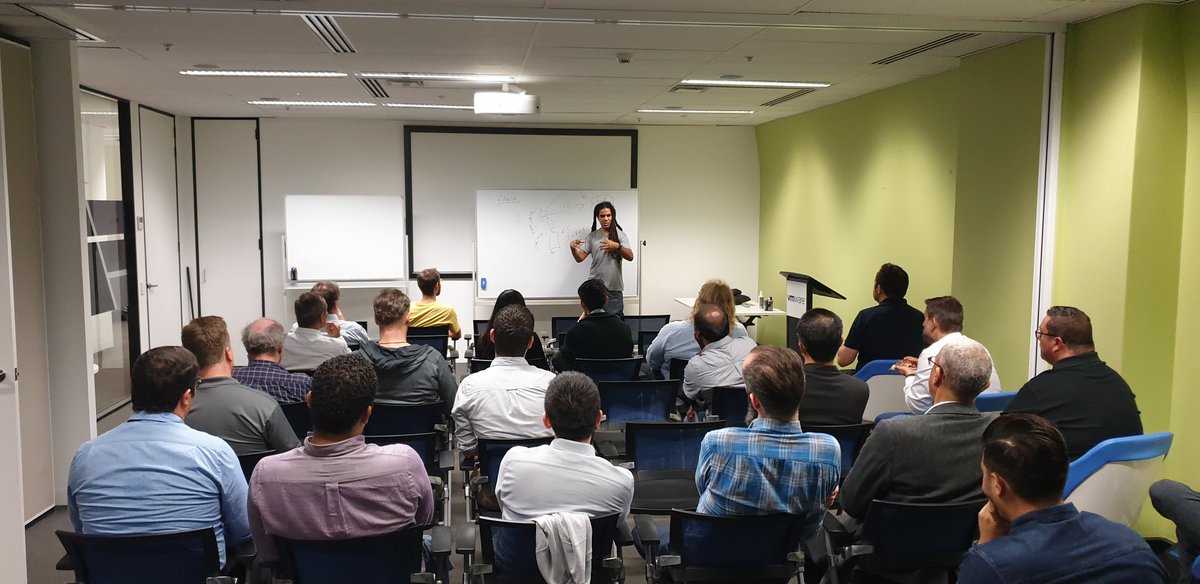 VMUGSydney's tweet photo. #vBeers with @ELVERs_Opinion has kicked off in the Sydney VMware office. It's not too late to join us.
#VMUGSydney #vCommunity @MyVMUG https://t.co/Niy80ujBgm