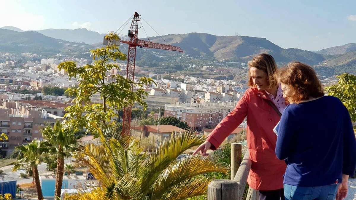 2019Motril's tweet photo. ✅Conociendo las necesidades de Motril de primera mano.
#LuisaTuAlcaldesa #UnMotrilde10 #TúHacesMotril https://t.co/2Fibw4kfUC