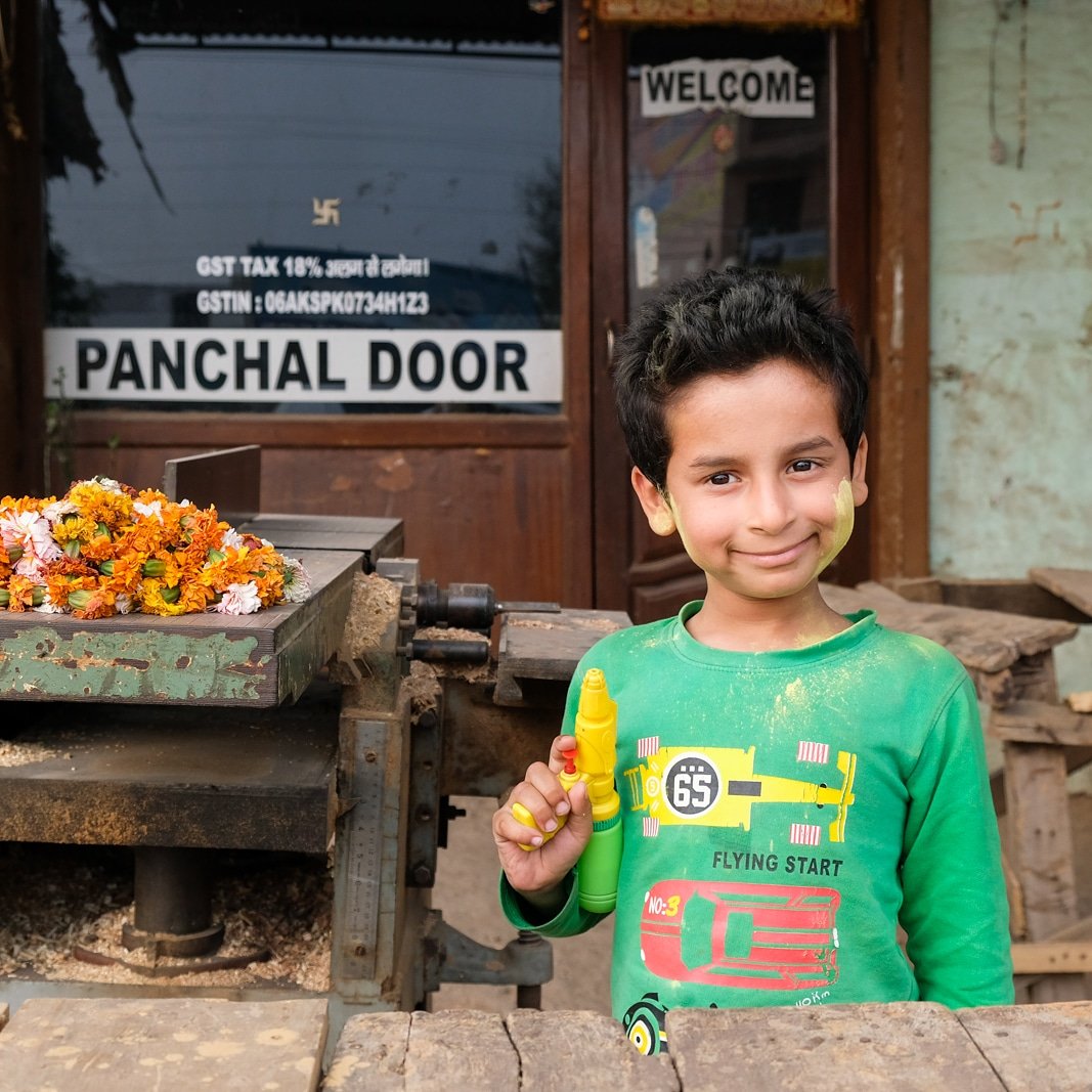 Andeol_Photo's tweet photo. Happy holi!
#holi #holi2019 #happyholi #india #delhi #newdelhi #portrait #travel #street #happiness #india #indianphotography #indiapictures #incredibleindia #travelphotography #streetphotography #photo #rue #street #colours #nationalgeographic_ @NatGeo #andeolphoto #andeol https://t.co/McjAn4MzZn