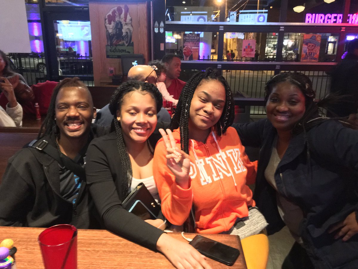 RedSquad100's tweet photo. Team Ratchelet came through in a MAJOR way securing the victory in week one of our April “Showers” Bingo Game Show Tournament! #redsquad100 #redsquadcoalition #djfontaine #thephantomidol #mchook #thehookstudios #jayred #redsquadgameshow #aprilshowers #ratchelet #everytuesday https://t.co/OLv4Eh3xdR