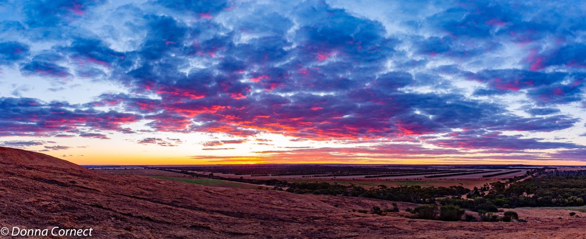 nesbit6's tweet photo. @CeoWestonia @weather_wa @Golden_Outback Great spot. Lots to see including https://t.co/xwHThSo4O8