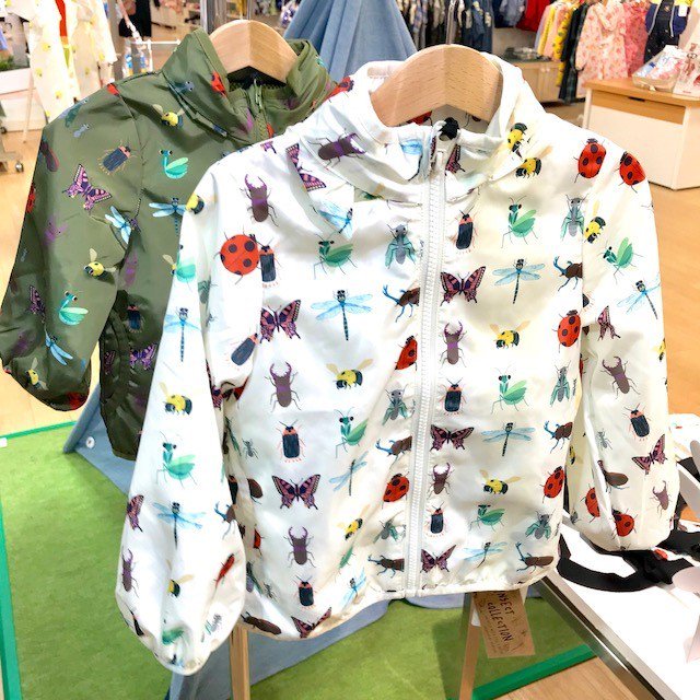 ট ইট র 西武池袋本店 昆虫グッズ大集合 香川照之氏プロデュースのこども服ブランド インセクトコレクション が期間限定出店 昆虫モチーフのアイテムは大人も夢中になるかわいさ 親子コーデできる大人用シャツもあります ウィンドブレーカー 税込