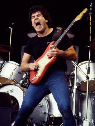 Happy birthday to Gary Moore, who was born on April 4th 1952. 